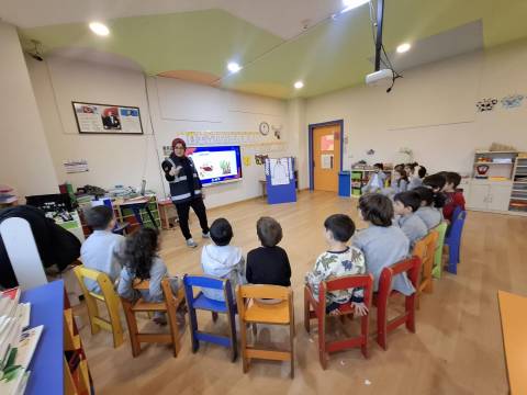  AKOM’dan Öğrencilerimize Afet Bilinci Semineri 