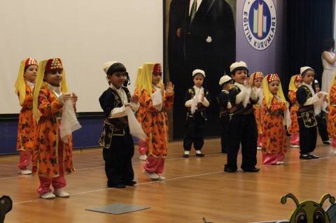 Anaokulumuzda Mezuniyet Coşkusu: İlkokula İlk Adım 