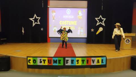 Kostüm Festivali’nde Yaratıcılık ve İngilizce Buluştu 