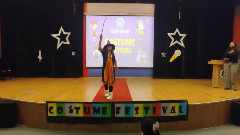 Kostüm Festivali’nde Yaratıcılık ve İngilizce Buluştu 