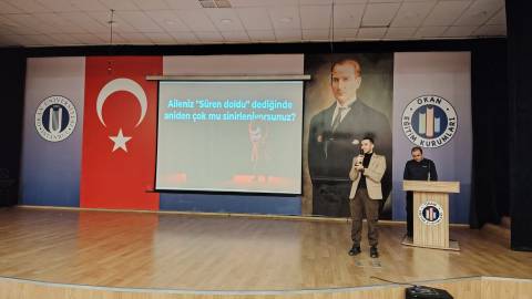 Öğrencilerimiz Rehberlik Semineriyle Dijital Farkındalık Kazandılar